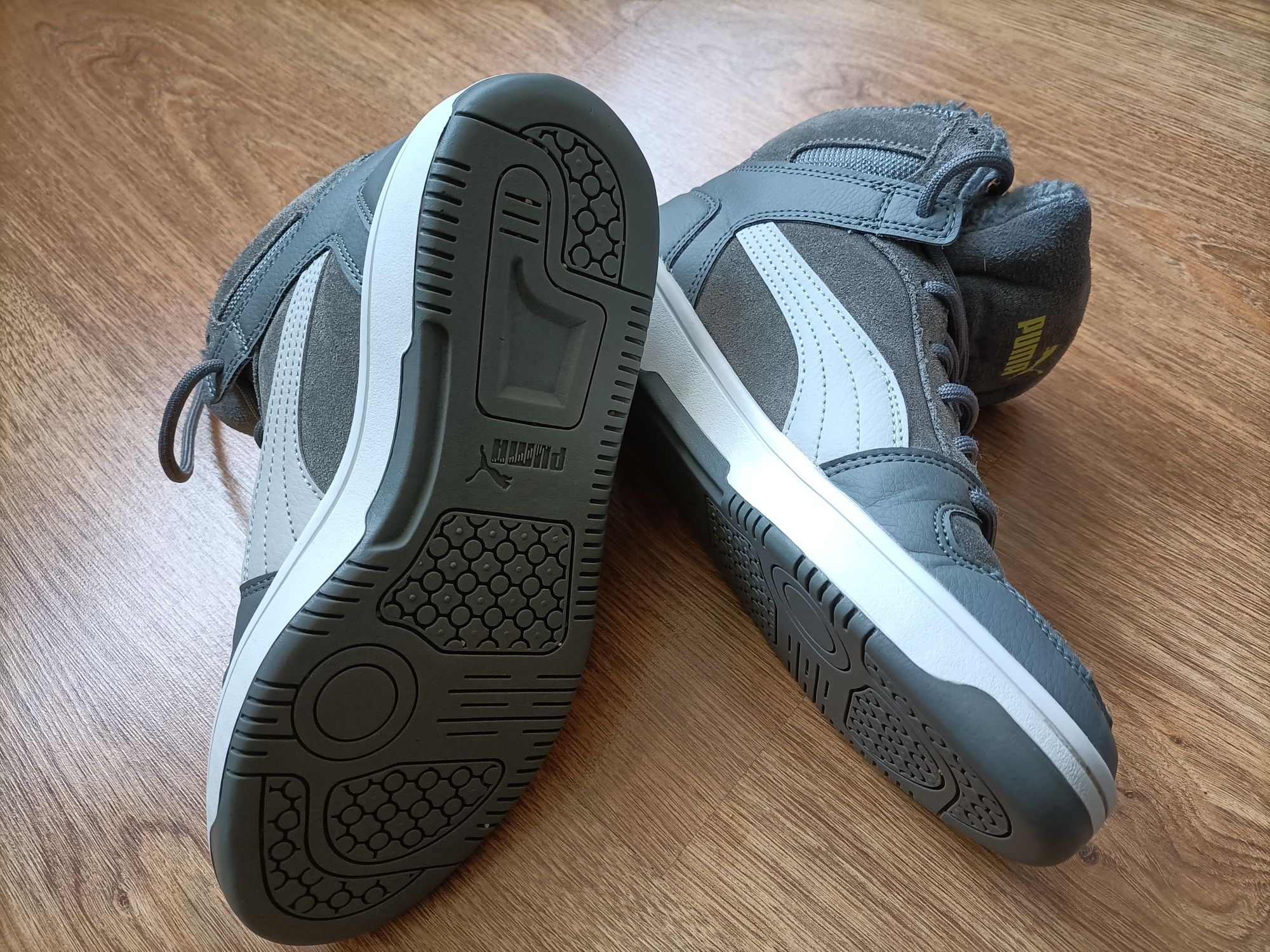 Adidasy wysokie ocieplane Puma 37