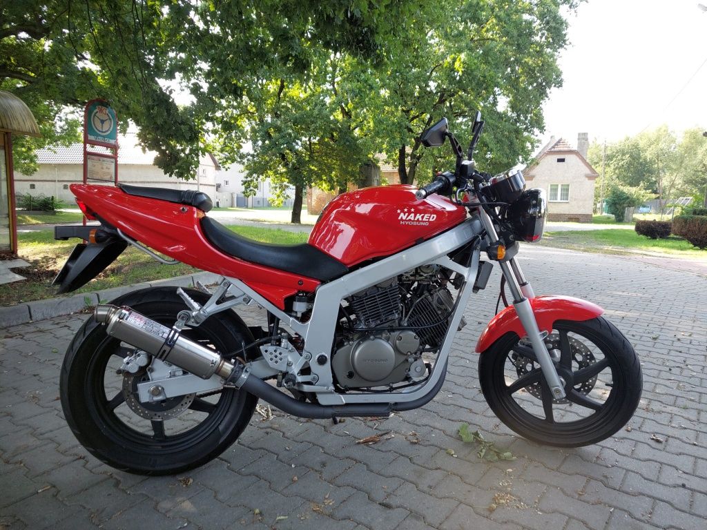 Hyosung GT125 Comet