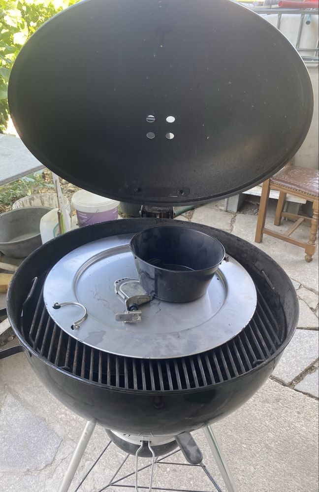Barbecue a carvão Weber Master-Touch Premium E-577
