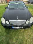 Mercedes Benz W211