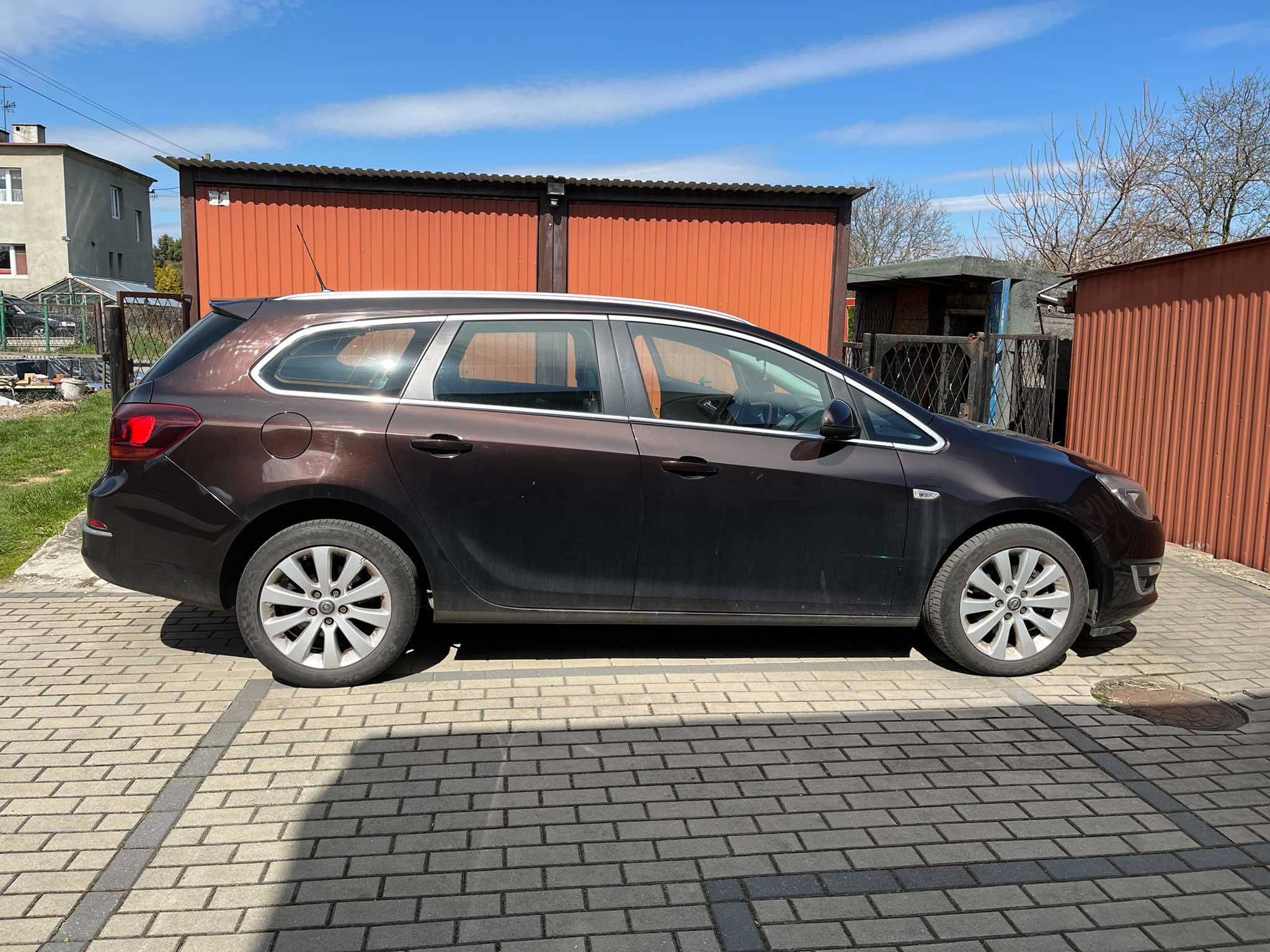 Opel Astra SPORTS TOURER | 2015 | 1.6 | diesel | Manual | Kombi |136KM