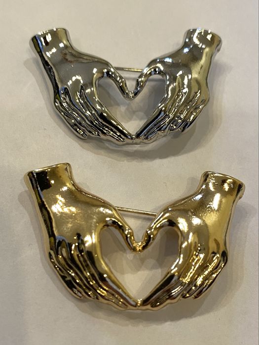 Брошка за 90грн. за 1 шт