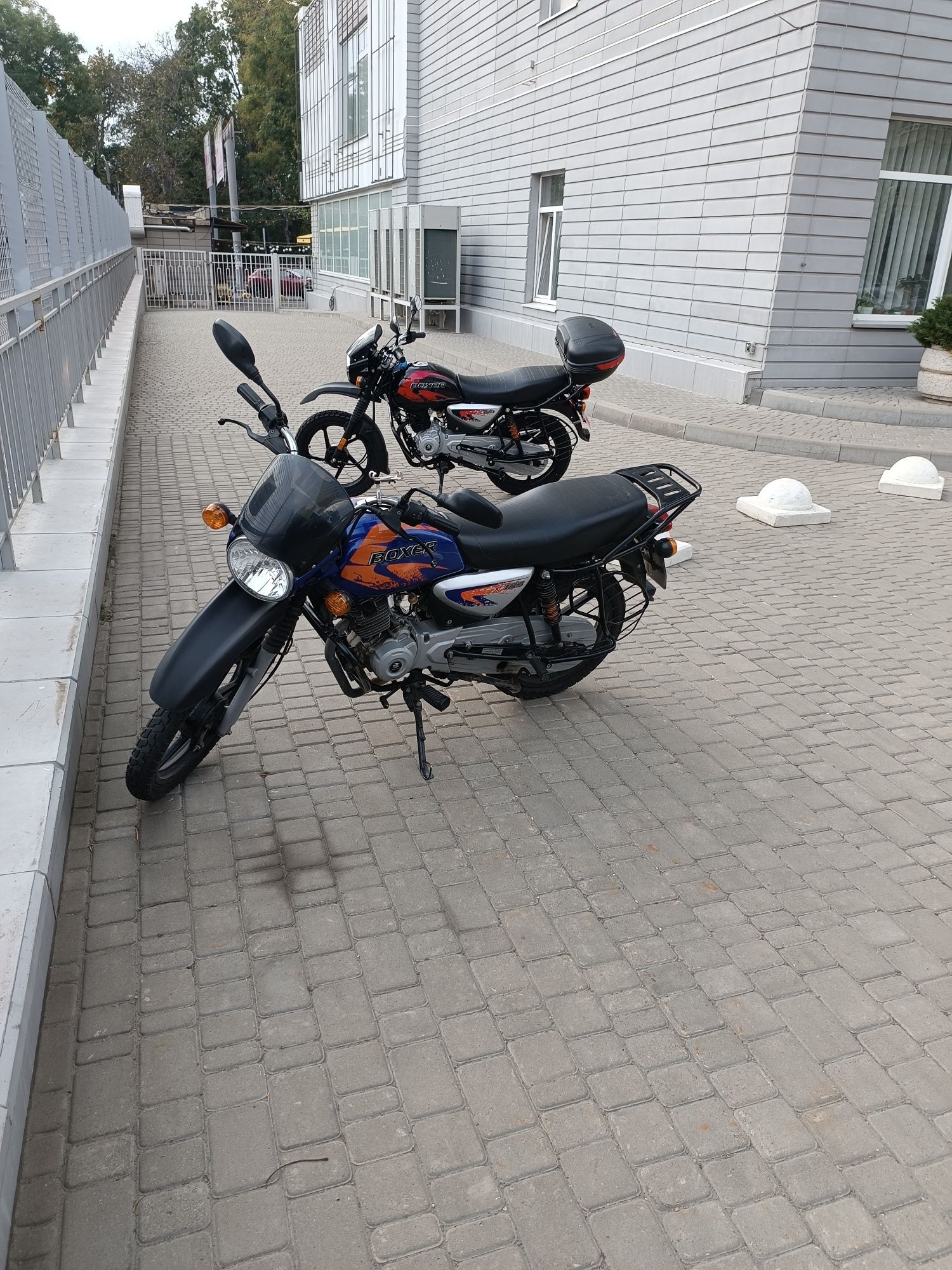 Bajaj boxer 125 x мотоцикл