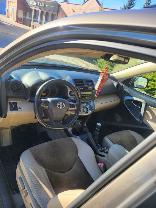 TOYOTA RAF 4 2.2 tdi