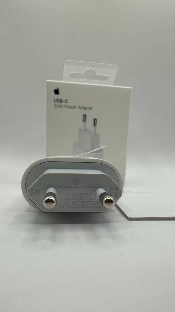 Zestaw Oryg.Ladowarka 20W + Oryg. Kabel Usb-C Usb-C 2M 240W