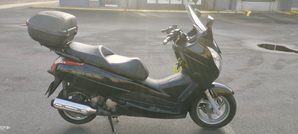 Скутер Honda S Wing 125