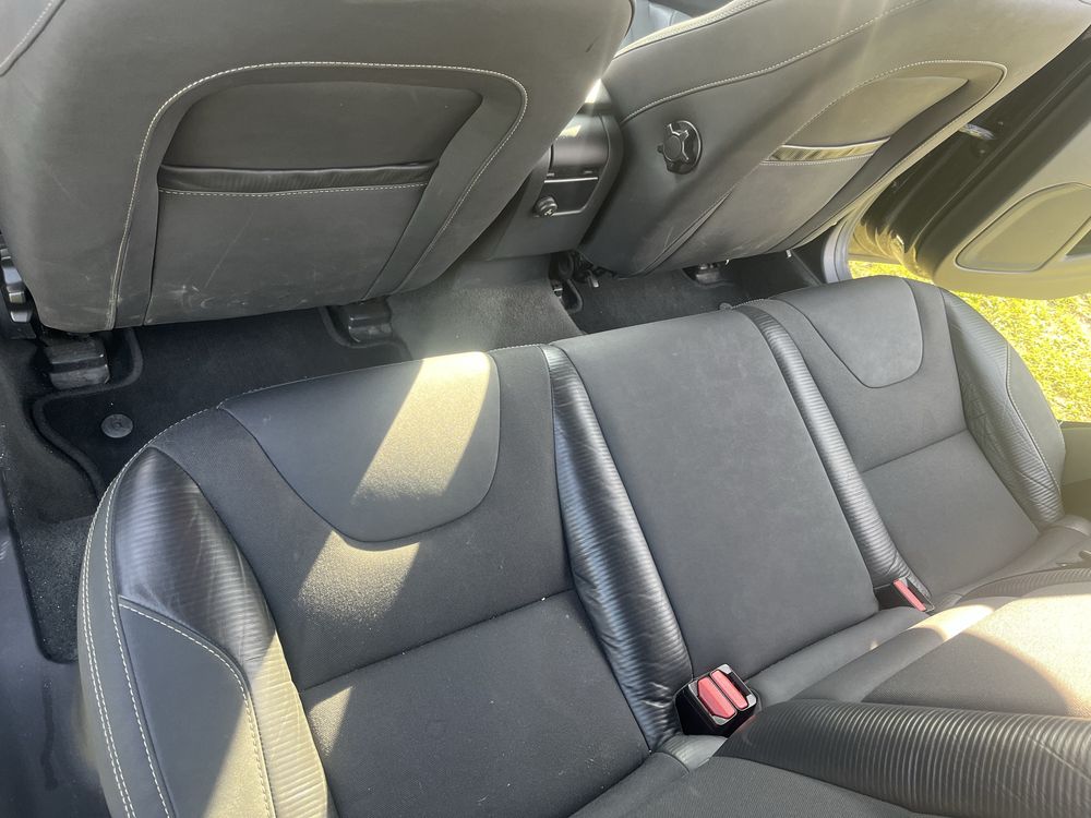 Volvo v60 D4 2.0 163km automat lekko uszkodzone