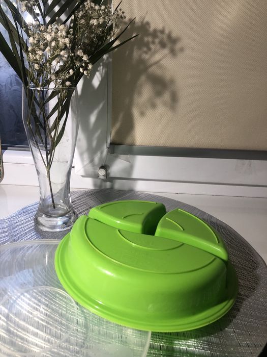 Менажниця з кришкою