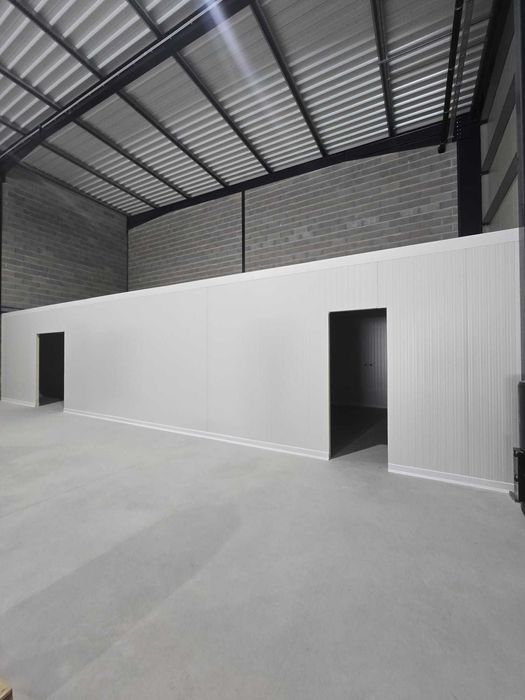 Câmara Frigorífica Industrial - À Distância 4x3x2,5m - Porto