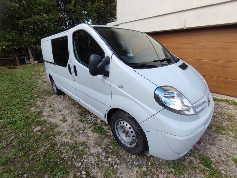 Nissan Primastar 2.0DCI 2xDrzwi Long Brygad 6-os Trafic Vivaro ZAMIANA