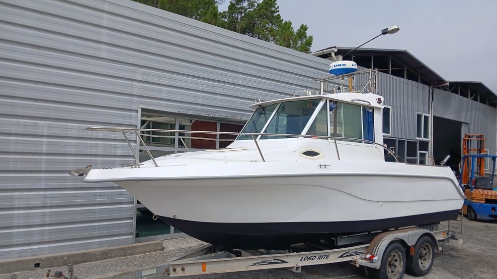 Barco pesca desportiva