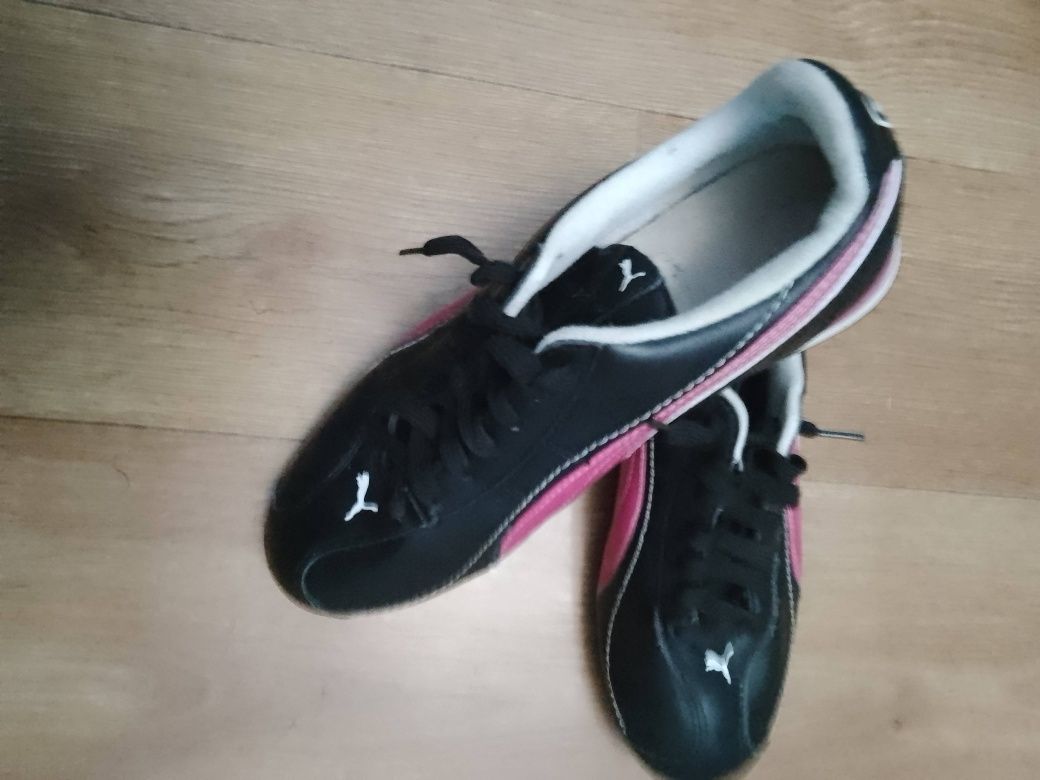 Buty damskie sportowe PUMA rozmiar wkładki 24