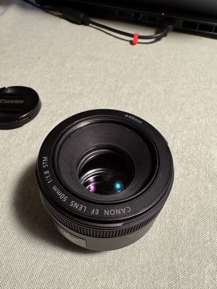 Canon 77D + 18-55 + 50mm