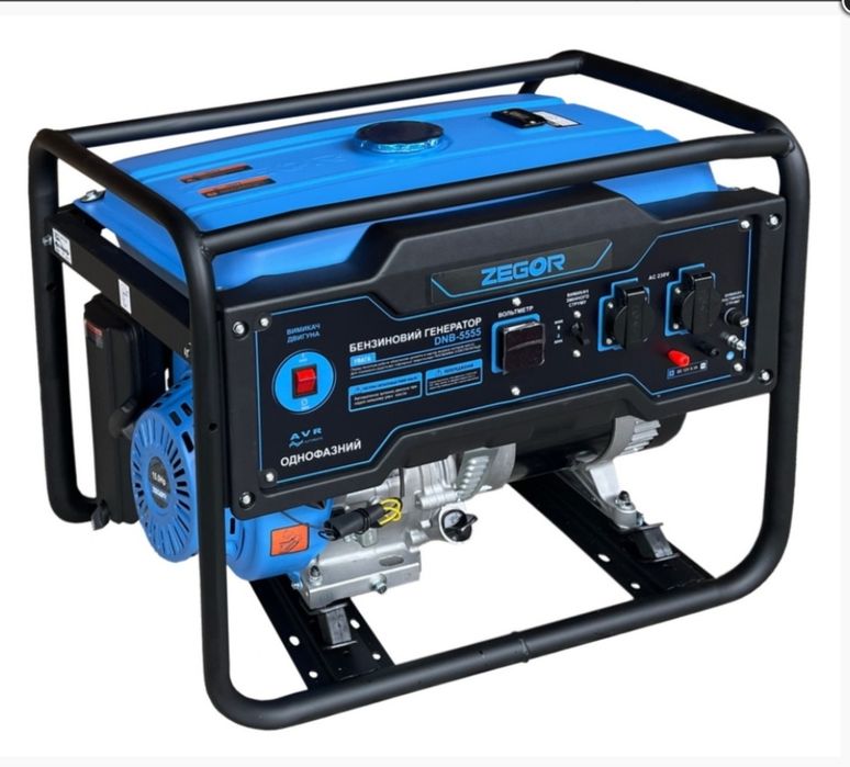 Бензогенератор DNB 5555
