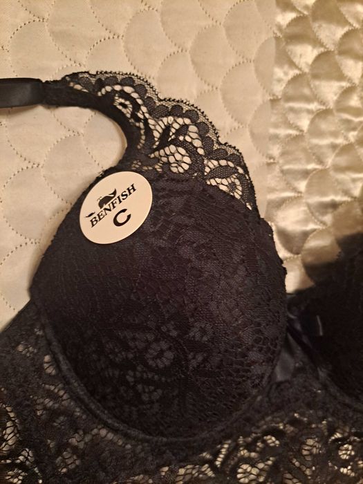 Чорний мереживний бюстгалтер 95/С