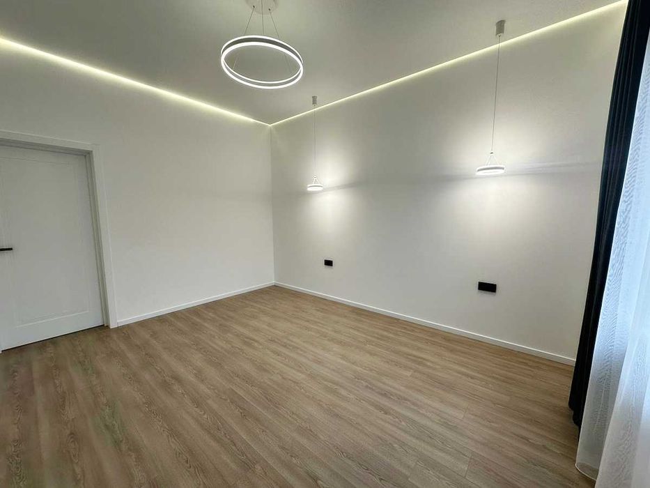 Одноповерховий КОТЕДЖ  з сучасним ремонтом у КМ Ворзеля! ГАЗ, БЕЗ %