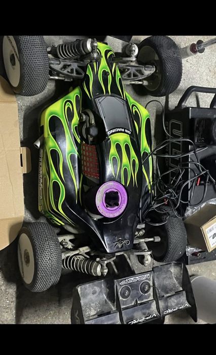 Carro tele comandado a gasolina