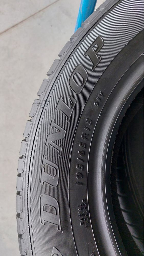 195/65/15 R15 Dunlop SP FastResponce 4шт новые