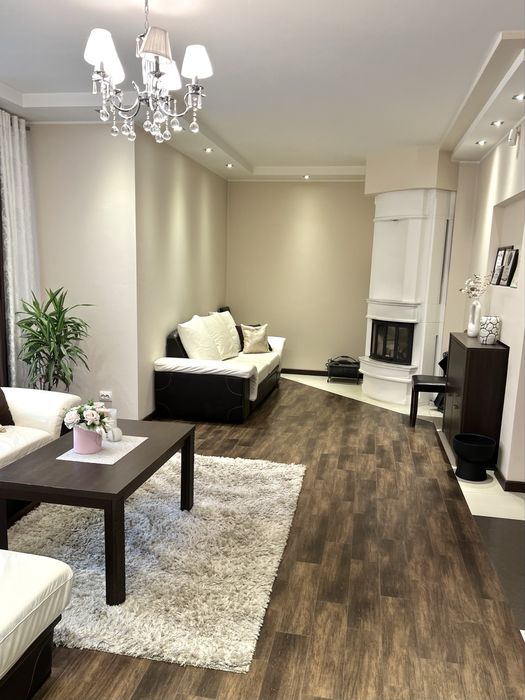 Продаж чудового будинку біля лісу