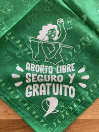 Zielona bandana symbol manifestacji proaborcyjnych Argentyna Chile