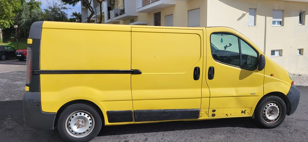 Renault Trafic L2 1.9dci (Gasóleo)