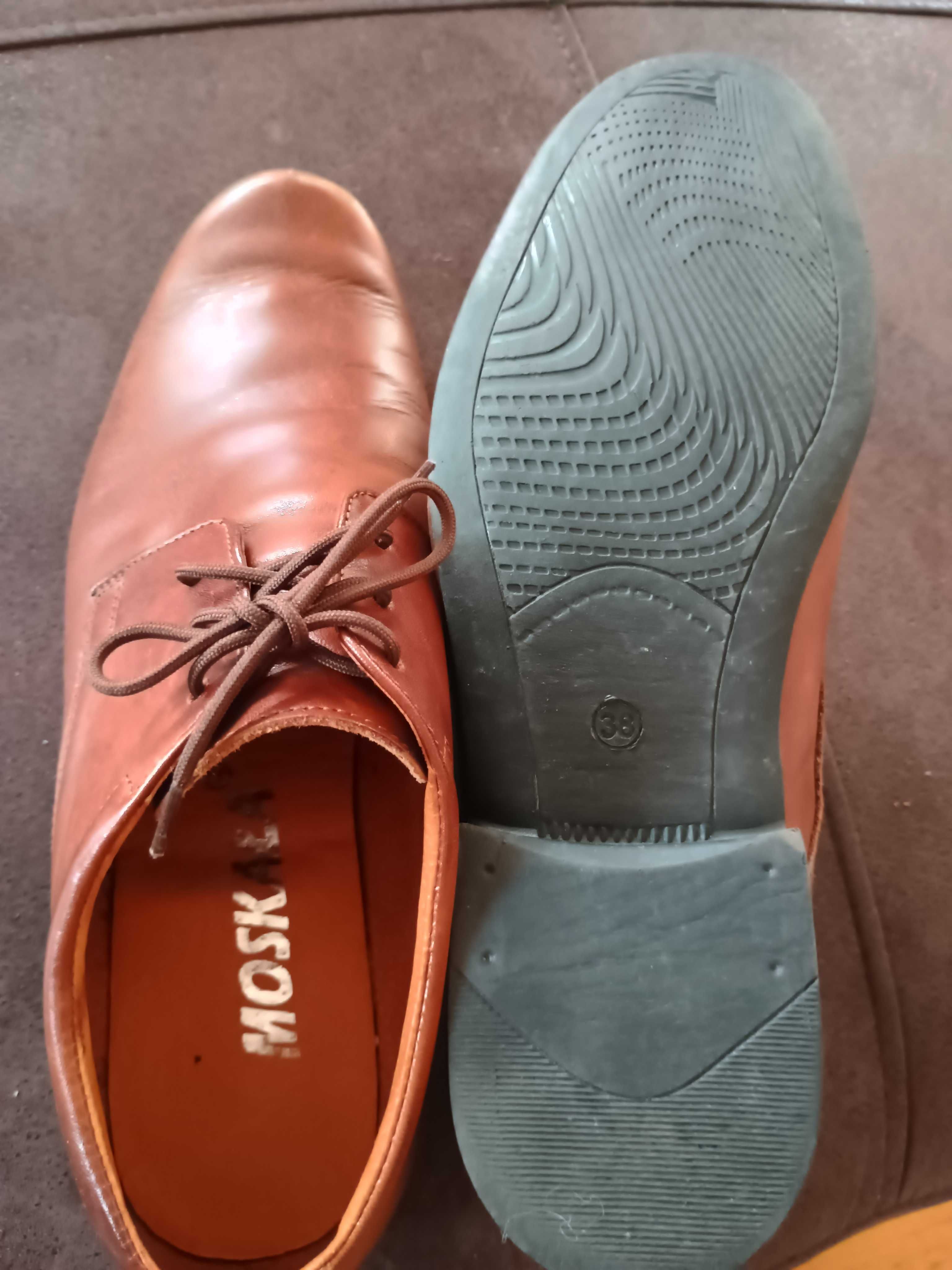 Buty  chłopięce klasyczne do garnituru rozm. 39 skórzane brązowe
