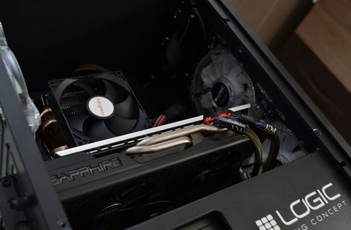 Komputer | Intel 8 rdzeni/Radeon RX 8GB/16GB DDR4/1TB SSD