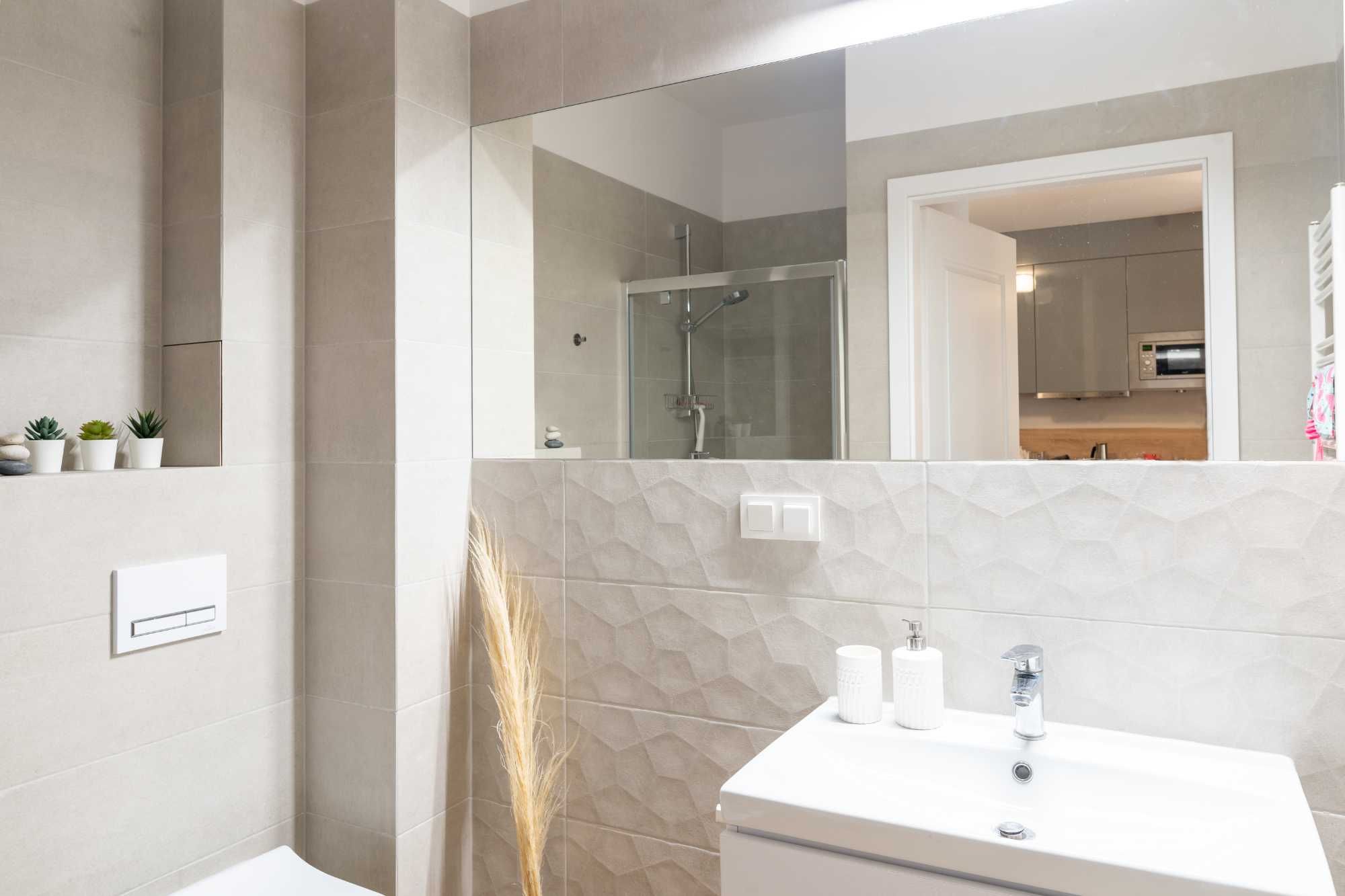 Kołobrzeg Podczele – apartament z balkonem, SPA, 12 min od plaży