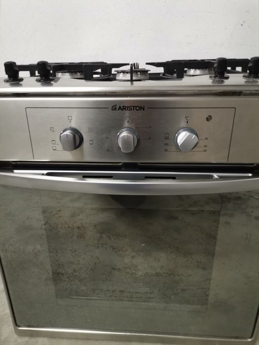Forno e placa Ariston