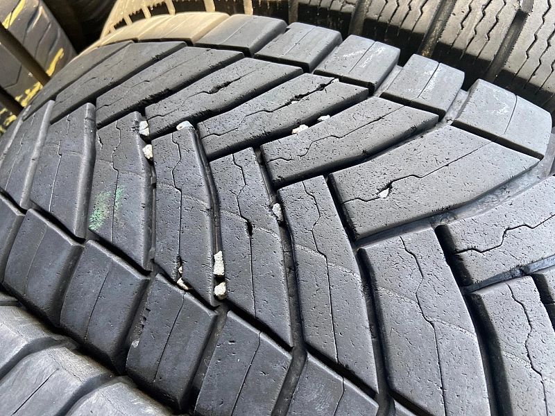 195/70/15C Michelin CrossClimate_7,2mm_2szt_(438)