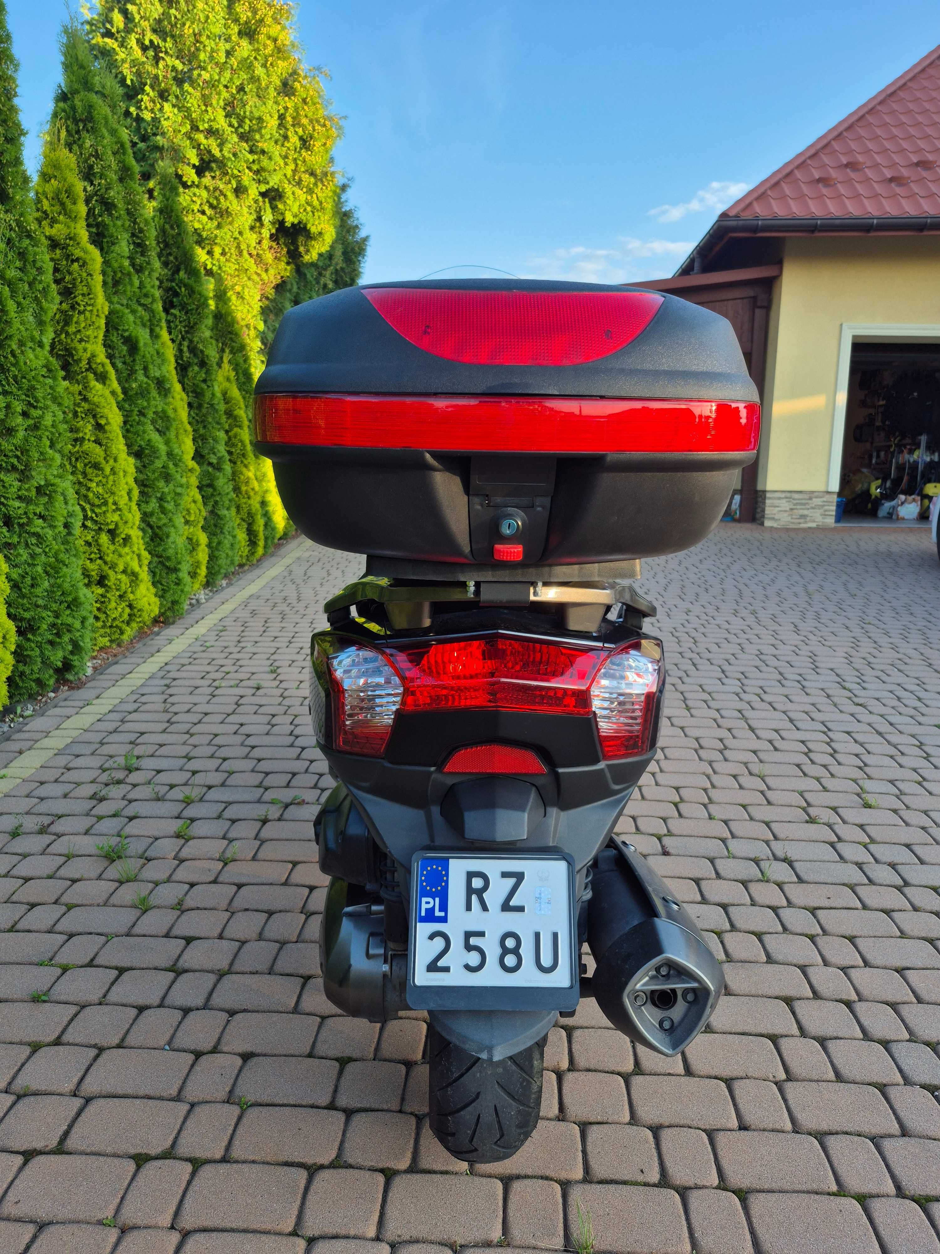 Kymco Downtown 300i ABS