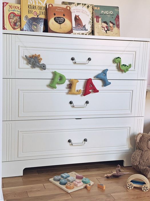 Girlanda dziecięca napis PLAY dinozaury handmade