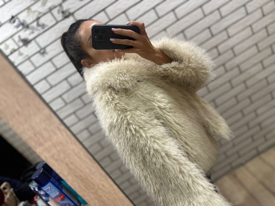 Штучна шуба Bershka