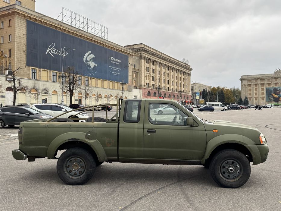Продам Nissan Navara d22 2.5d в Харькове