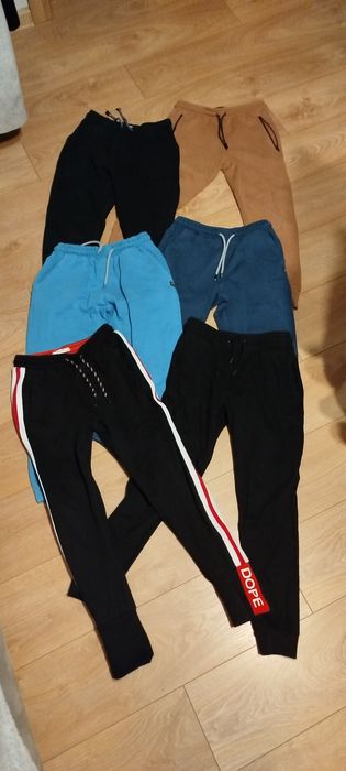 Spodnie dresowe Reserved r. 152. 7 par