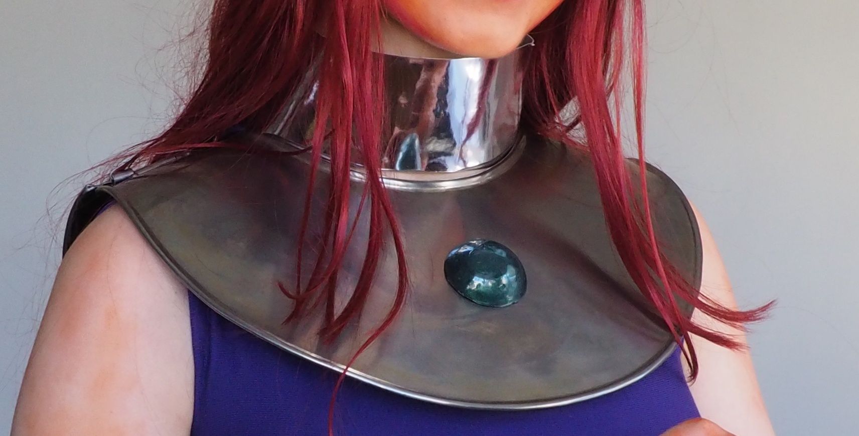 Prawdziwa zbroja Starfire Gwiazdka teen Titans młodzi tytanicosplay