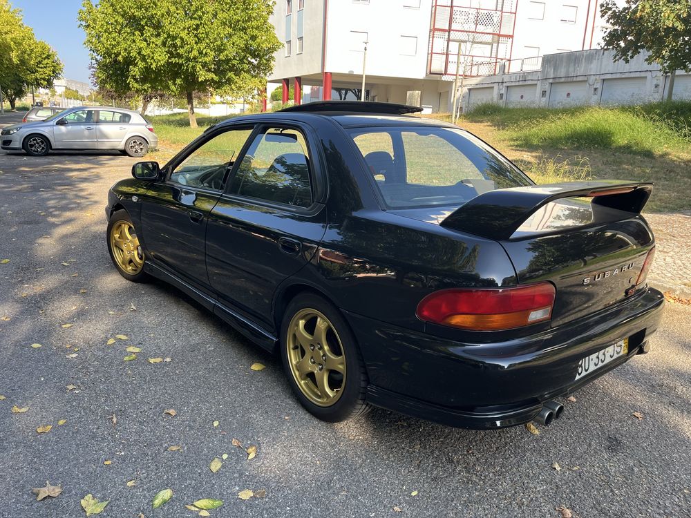 Subaru impreza GT