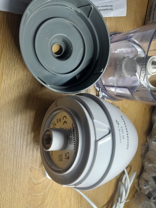 Grundig kompaktowy rozdrabniacz chopper 450w  ch6280w