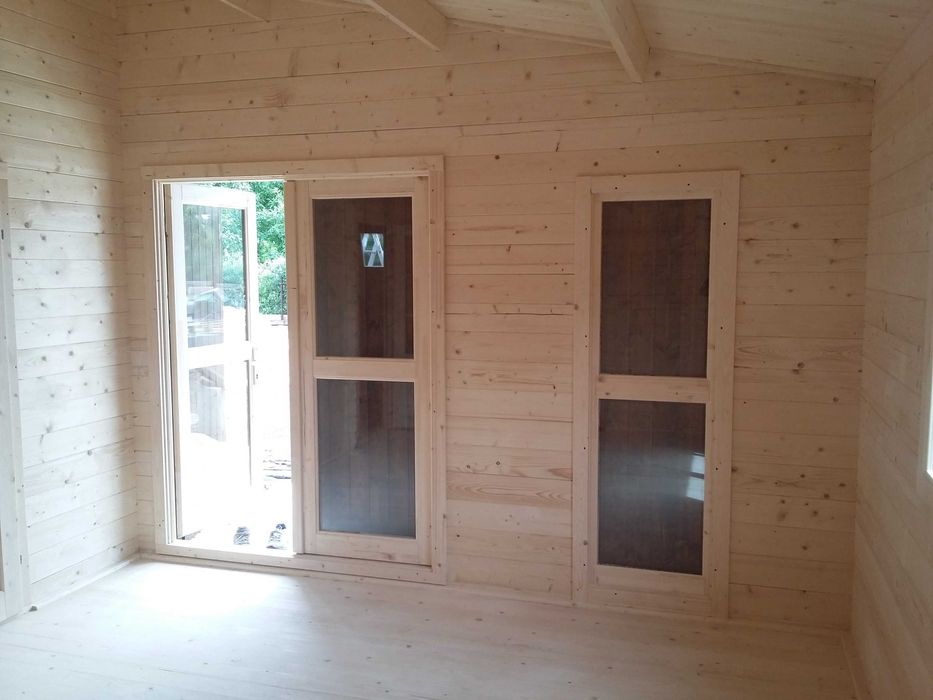 DREWNIANY DOMEK Letniskowy Całoroczny
WEEKEND 25 + 8 M2 Od Ręki  Promo