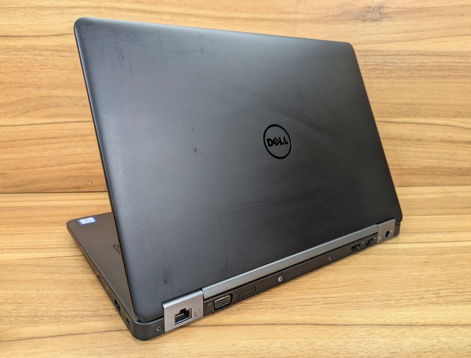 3564/Dell Latitude E5470/14"/Intel I5-6300U/256 GB SSD/RAM 8 GB/