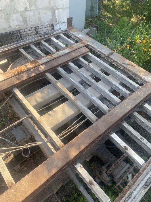 Продам прицеп ( на запчастини/повністю) ВІДПОВІДАЮ НА ВАЙБЕР