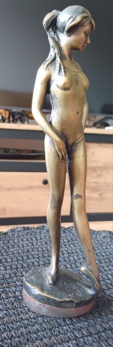 Elegancka Statuetka Baletnicy / Tancerki z Brązu - Vintage, ok. 28 cm