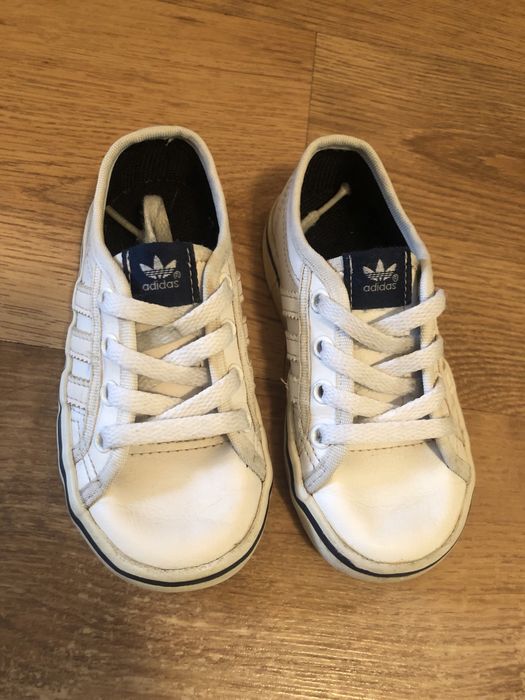 Buciki Adidas rozmiar 23