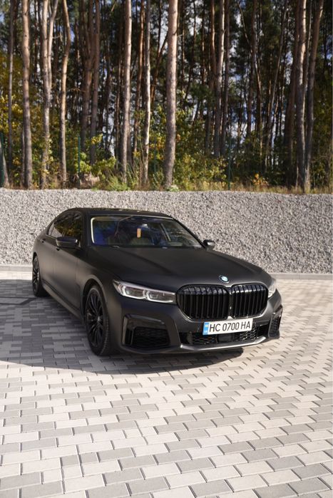 Трансфер/кортеж з водієм по Україні та закордон