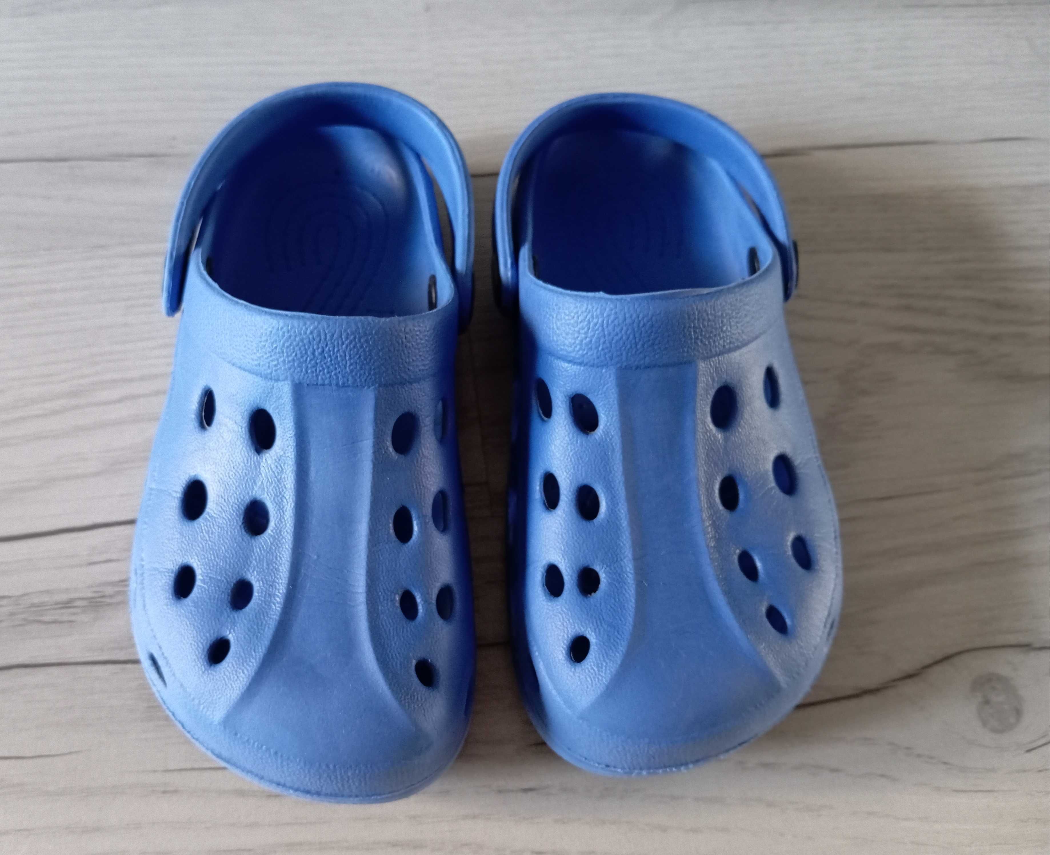 Buty ogrodowe basenowe dziecięce 28 niebieskie klapki