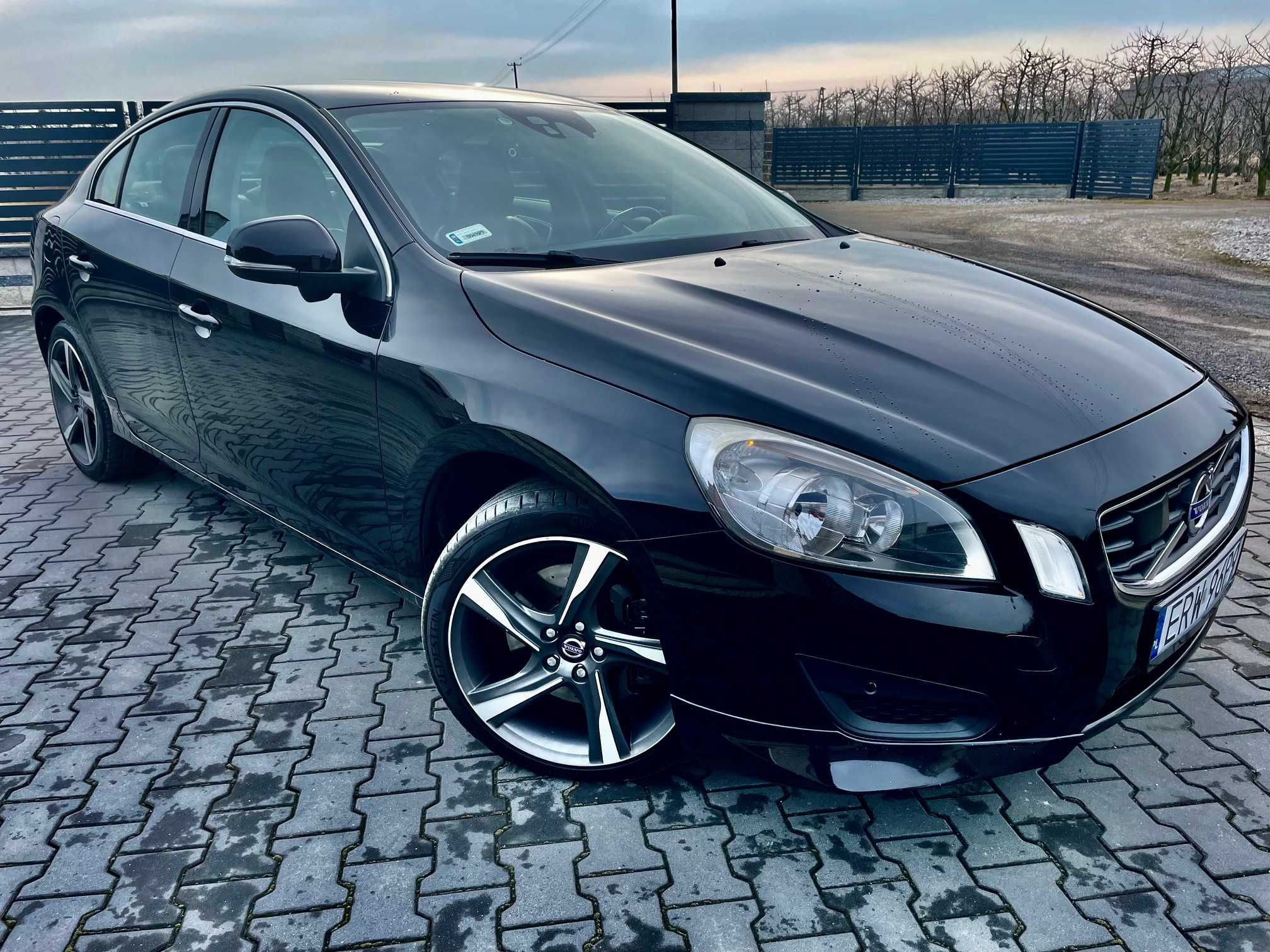 Volvo S60 2.4 D5 205 | | Pakiet HEICO !!