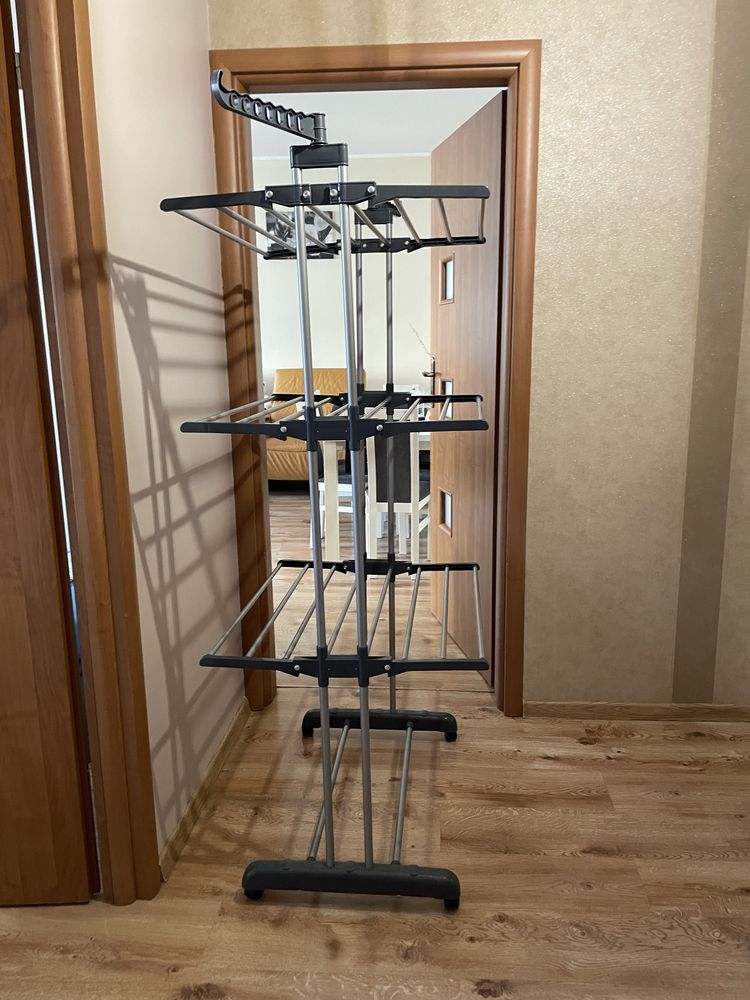 Suszarka na ubrania lekko używana