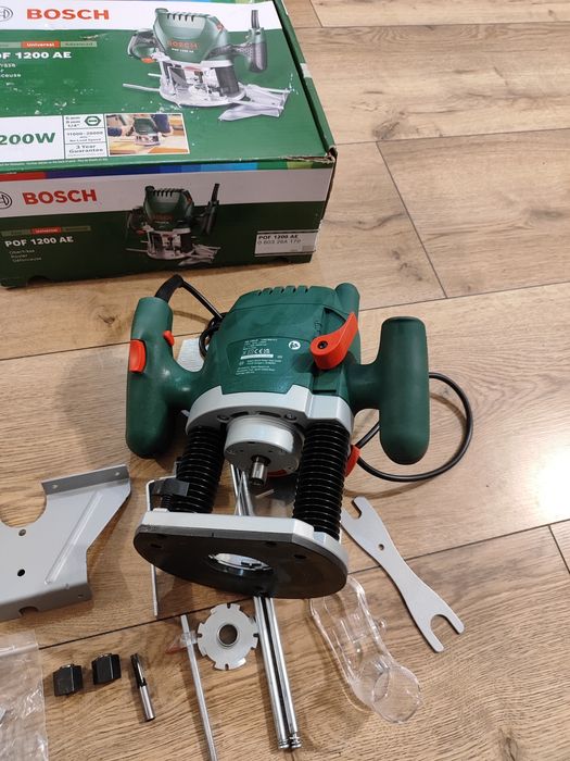 Frezarka górnowrzecionowa sieciowa Bosch POF 1200 AE, rok 2024, nowa