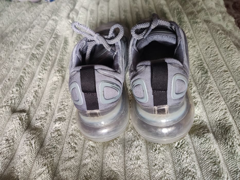 Кросівки Nike Air Max 720