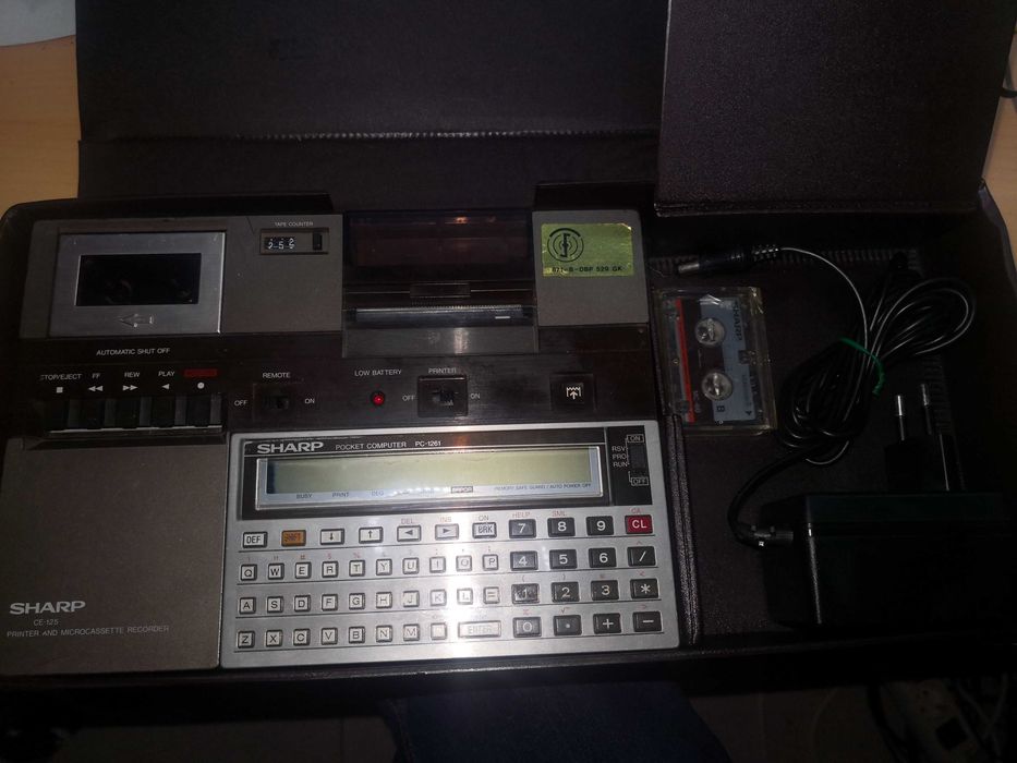 Computador Sharp CE-125 + PC-1261